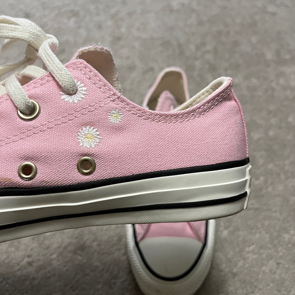 Converse Pink Athletic Shoes with Daisy Embroidery
